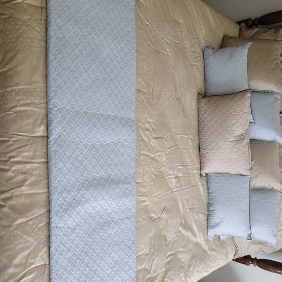 King Bedding Set -  16 pieces - Picture 9 of 15